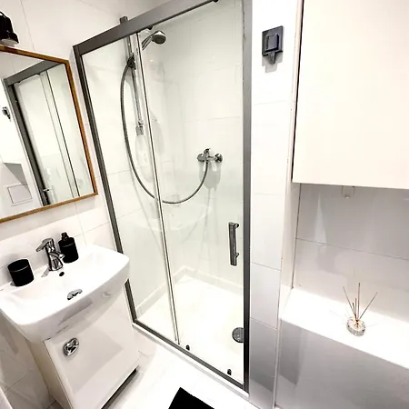 Ferienwohnung Przytulna Kawalerka Z Obiadem W Cenie Bielsko-Biala Exterior foto
